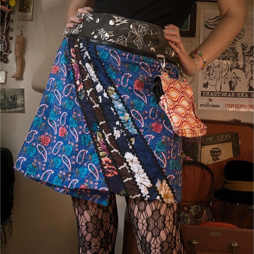 Zand Amsterdam Reversible Wrap Mini Skirt Women's One Size Paisley Floral - Picture 2 of 12